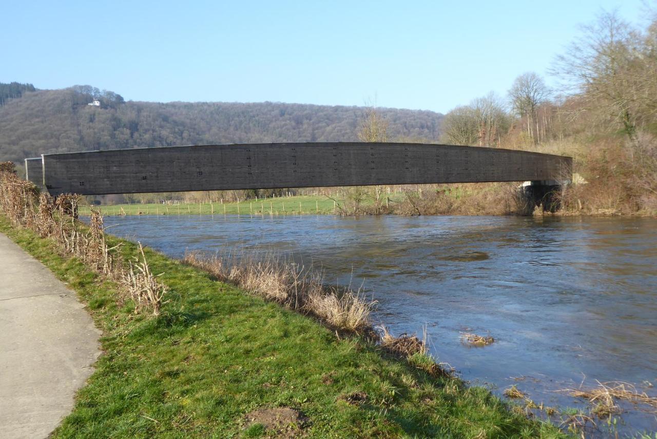 Gite Superequipe En Ardenne Belge Rendeux 외부 사진